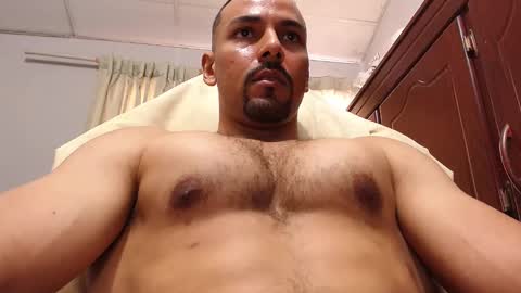 Snapshot of yagofox chatting on December 12, 2024, 9:58 pm Yago Fox online show from December 12, 2024, 9:58 pm