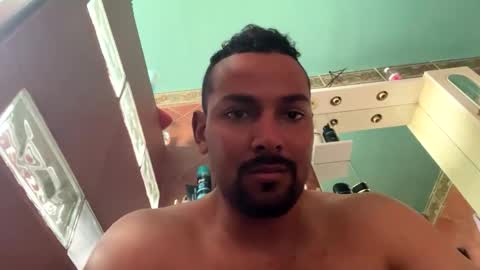 Snapshot of yagofox chatting on March 7, 2026, 2:25 pm Yago Fox online show from March 7, 2026, 2:25 pm