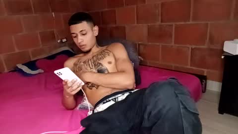 Yajz online show from October 16, 2025, 7:04 pm