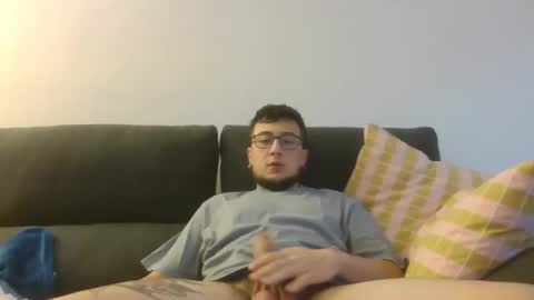 Snapshot of yakajoe97 chatting on November 14, 2025, 3:55 pm yakajoe97 online show from November 14, 2025, 3:55 pm