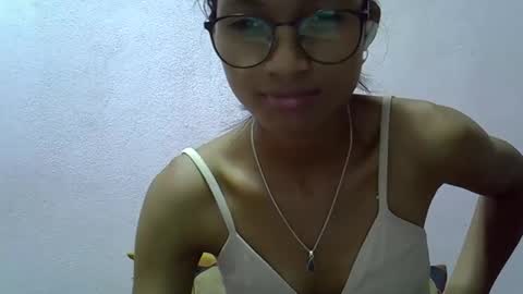 Snapshot of yalane chatting on April 8, 2026, 6:41 pm yalane online show from April 8, 2026, 6:41 pm