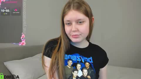 yamatobrodsky1 online show from November 12, 2025, 7:03 pm