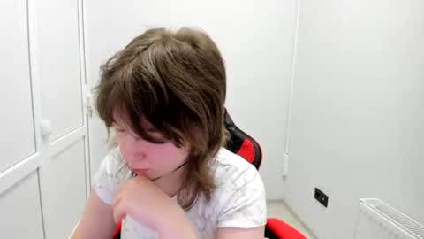 Snapshot of yamihoshii chatting on July 4, 2026, 7:03 am Sofia online show from July 4, 2026, 7:03 am
