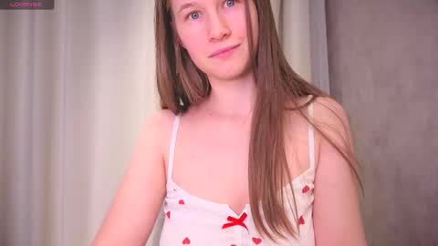 Yana  online show from October 11, 2025, 2:15 pm