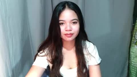 Snapshot of yana_summerr chatting on March 17, 2026, 2:42 pm YANA online show from March 17, 2026, 2:42 pm