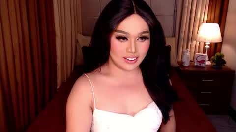 Snapshot of yanny_xoxo chatting on March 4, 2025, 7:01 pm Allisonn online show from March 4, 2025, 7:01 pm