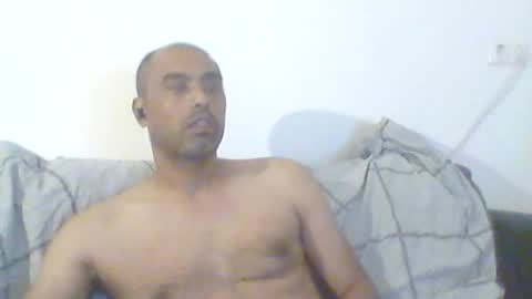 yanoblack369 online show from June 18, 2026, 5:06 pm
