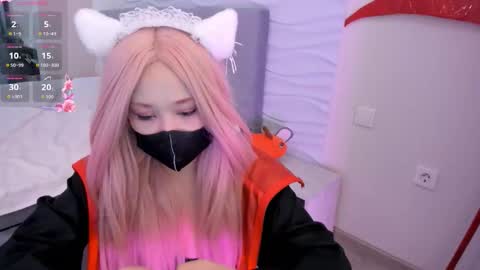 Yana online show from December 15, 2025, 8:02 pm