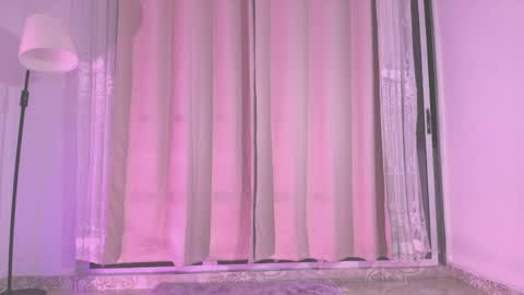 Snapshot of yaraamada chatting on April 14, 2026, 4:51 am Yara online show from April 14, 2026, 4:51 am