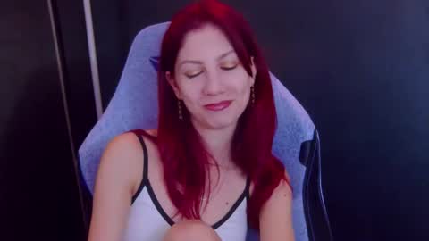 Snapshot of yasemina_ chatting on March 16, 2026, 10:25 pm Yase online show from March 16, 2026, 10:25 pm