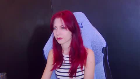 Snapshot of yasemina_ chatting on March 25, 2026, 10:49 pm Yase online show from March 25, 2026, 10:49 pm