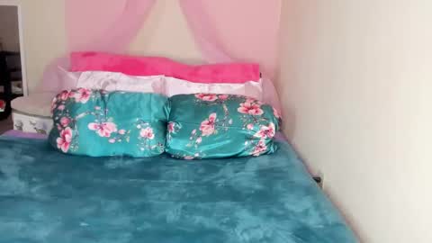 Yasmina online show from January 2, 2025, 6:50 am