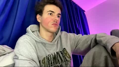 Snapshot of yayay333 chatting on February 2, 2026, 4:00 am yayay333 online show from February 2, 2026, 4:00 am