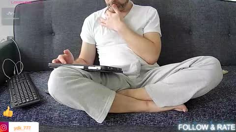 Snapshot of ydk7 chatting on February 25, 2026, 8:35 am Maxi online show from February 25, 2026, 8:35 am