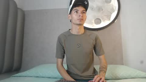 Snapshot of yefersonyoss chatting on May 15, 2026, 10:06 pm Yeferson online show from May 15, 2026, 10:06 pm