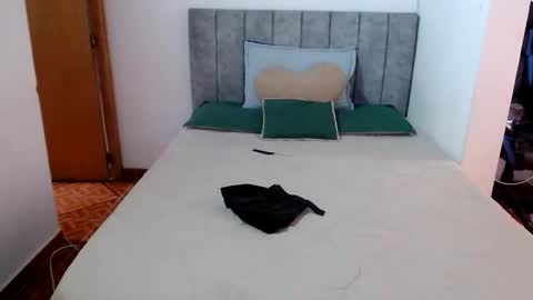 Snapshot of yeibles_hana2 chatting on December 3, 2025, 7:56 pm yeibles_hana2 online show from December 3, 2025, 7:56 pm