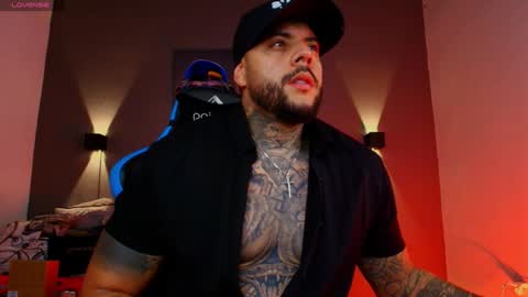 yeikoe1 online show from January 15, 2025, 3:11 am