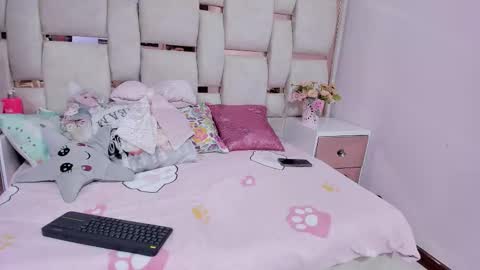 Yeins online show from November 21, 2025, 11:09 am