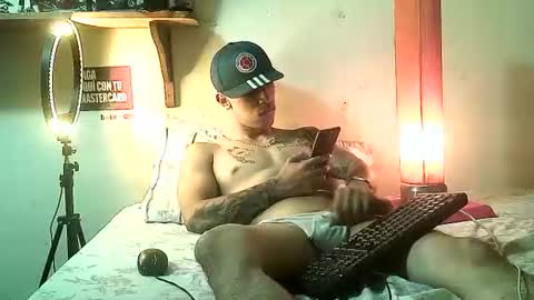 Snapshot of yeisoncastellanos1999 chatting on June 22, 2026, 3:20 pm yeisoncastellanos1999 online show from June 22, 2026, 3:20 pm