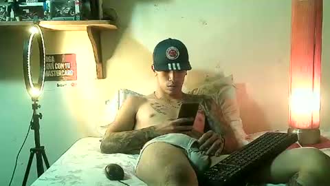 Snapshot of yeisoncastellanos1999 chatting on June 26, 2026, 4:44 pm yeisoncastellanos1999 online show from June 26, 2026, 4:44 pm