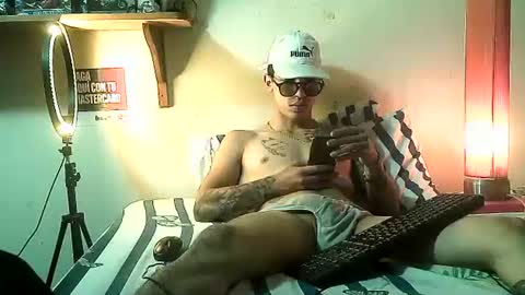 Snapshot of yeisoncastellanos1999 chatting on July 10, 2026, 12:37 am yeisoncastellanos1999 online show from July 10, 2026, 12:37 am