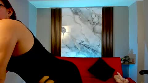 yelena03 online show from July 6, 2026, 10:45 pm