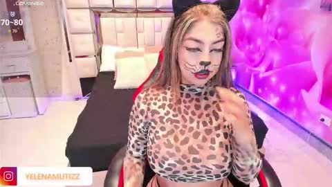 yelena  online show from October 27, 2025, 1:37 pm