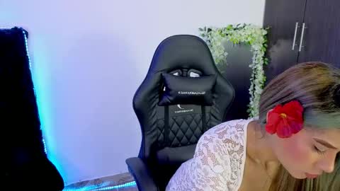 Snapshot of yeli_amber3 chatting on February 9, 2026, 11:42 pm Yeli Amber online show from February 9, 2026, 11:42 pm