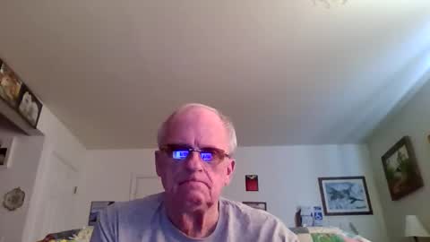 Snapshot of yellowsnowman70 chatting on March 25, 2026, 5:30 pm yellowsnowman70 online show from March 25, 2026, 5:30 pm