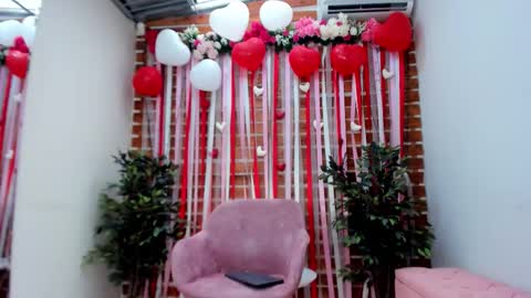 Yen online show from February 12, 2026, 4:35 pm