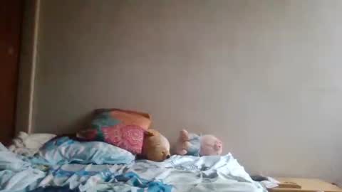 Snapshot of yeshuaaa999 chatting on January 14, 2026, 2:33 pm yeshuaaa999 online show from January 14, 2026, 2:33 pm