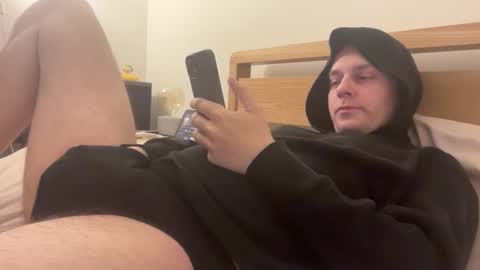 Snapshot of yesimlonely chatting on March 8, 2026, 10:35 pm Sal online show from March 8, 2026, 10:35 pm