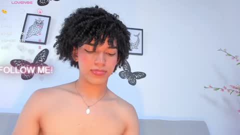 Snapshot of yess__daddyy chatting on January 7, 2025, 4:37 pm YAMPOOL  online show from January 7, 2025, 4:37 pm