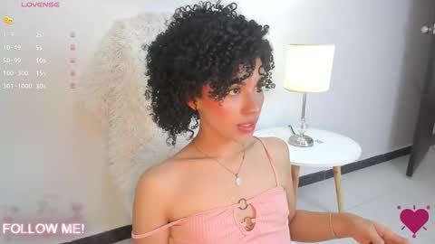 Snapshot of yess__daddyy chatting on February 5, 2026, 2:43 pm YAMPOOL online show from February 5, 2026, 2:43 pm