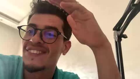 Snapshot of yessama chatting on September 12, 2025, 9:20 am yessama online show from September 12, 2025, 9:20 am