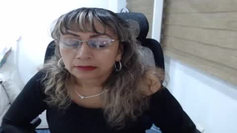Snapshot of yessilatin chatting on May 10, 2026, 1:11 am jessy online show from May 10, 2026, 1:11 am