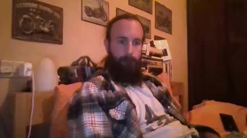 yeti_92 online show from February 8, 2025, 6:01 pm