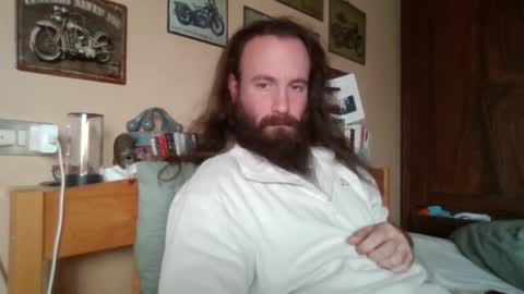 yeti_92 online show from October 19, 2025, 12:17 pm