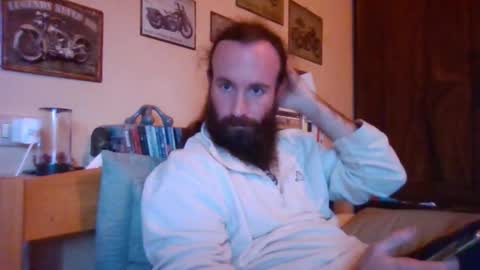 yeti_92 online show from October 23, 2025, 4:06 pm