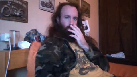 yeti_92 online show from November 15, 2025, 9:50 am