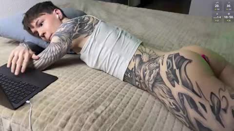 Snapshot of yexes chatting on February 10, 2026, 2:37 am yexes online show from February 10, 2026, 2:37 am