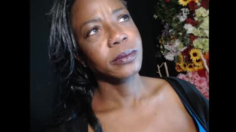 Snapshot of yhlemina chatting on March 6, 2026, 2:02 pm Ms. Mina online show from March 6, 2026, 2:02 pm