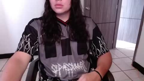 Gio online show from July 9, 2026, 3:27 pm