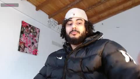 Snapshot of yio__cohen chatting on January 5, 2026, 7:28 pm yio cohen online show from January 5, 2026, 7:28 pm