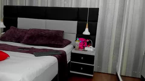 Snapshot of yiyisandoval chatting on January 15, 2026, 7:28 pm yiyisandoval online show from January 15, 2026, 7:28 pm