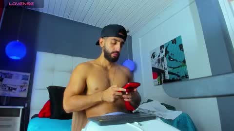 Snapshot of yiyo10_ chatting on February 3, 2026, 6:40 am Yiyo online show from February 3, 2026, 6:40 am