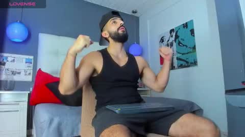 Snapshot of yiyo10_ chatting on February 14, 2026, 5:04 am Yiyo online show from February 14, 2026, 5:04 am