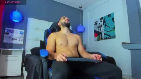 Snapshot of yiyo10_ chatting on March 14, 2026, 4:18 am Yiyo online show from March 14, 2026, 4:18 am