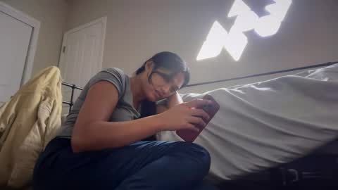 Palmela Handerson online show from October 7, 2025, 2:36 pm