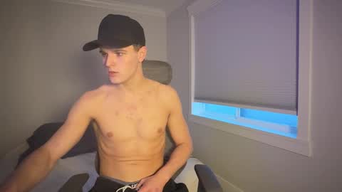 Snapshot of yngdesire1 chatting on February 4, 2026, 1:00 am yngdesire1 online show from February 4, 2026, 1:00 am